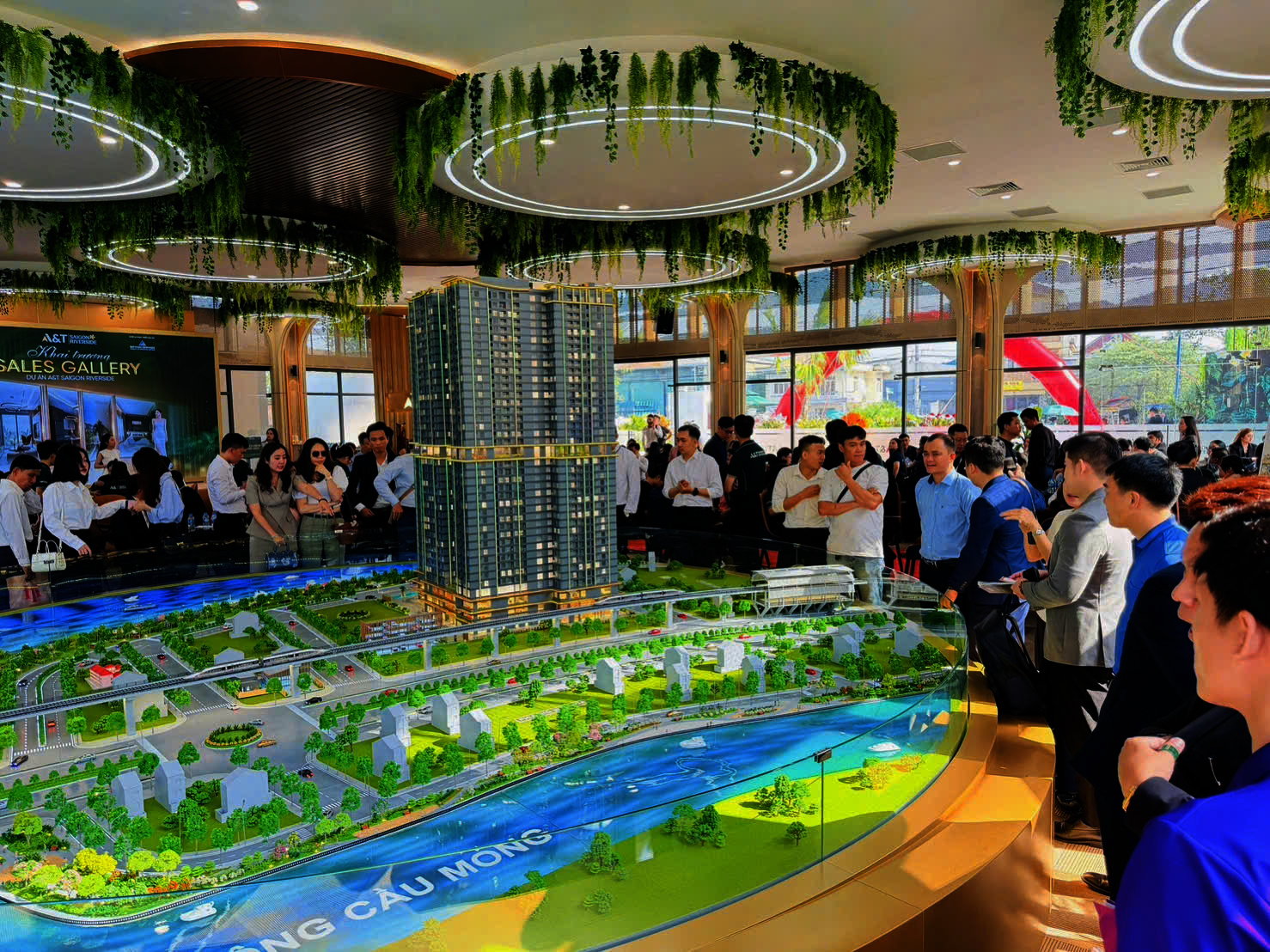 Khai trương sa bàn A&T Saigon Riverside